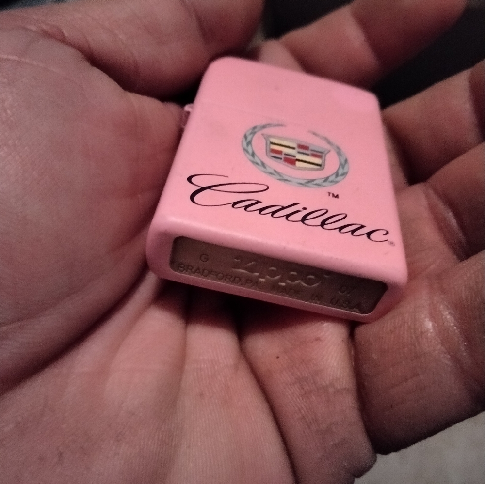 Pink Lighter - Picture 13 of 13